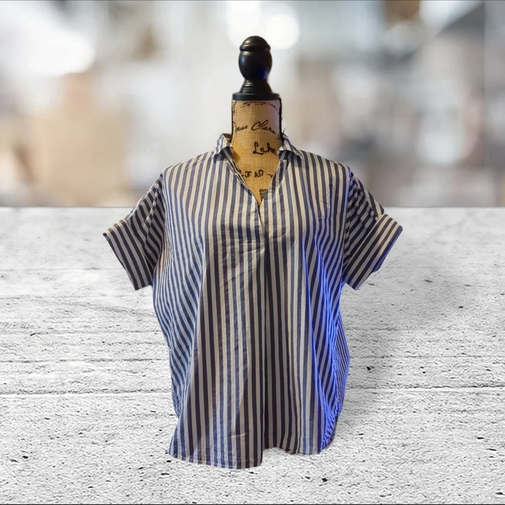 Madewell size S strightly cropped blue and white striped top - Picture 6 of 9